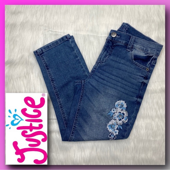 Justice Flower Apliquรฉ Embellished Blue Jeans 
Size 12 - Picture 14 of 14